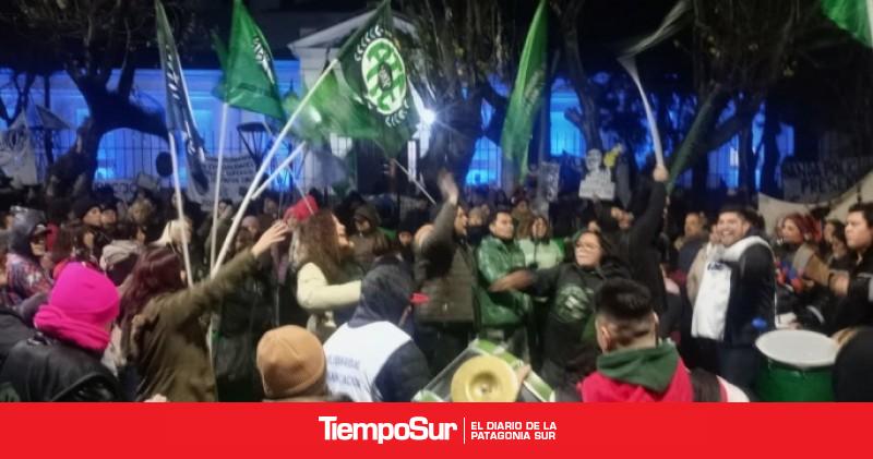 El Frente Sindical marchó en reclamo de mejoras salariales