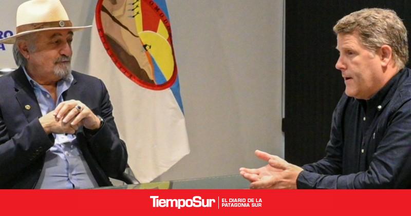 PECOM confirmó el arribo de maquinaria pesada para avanzar con la obra del Cerro Hermitte