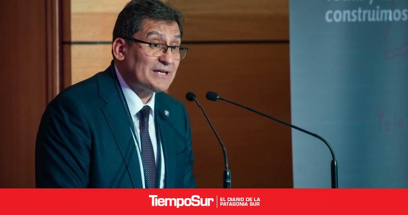 José Maripani es reelecto al mando de la Universidad de Magallanes tras ajustada votación
