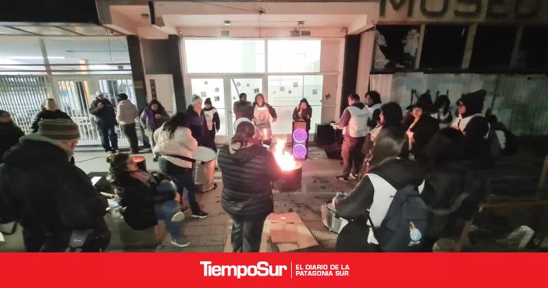 Presencia de ADOSAC en Trabajo mientras se desarrolla la paritaria