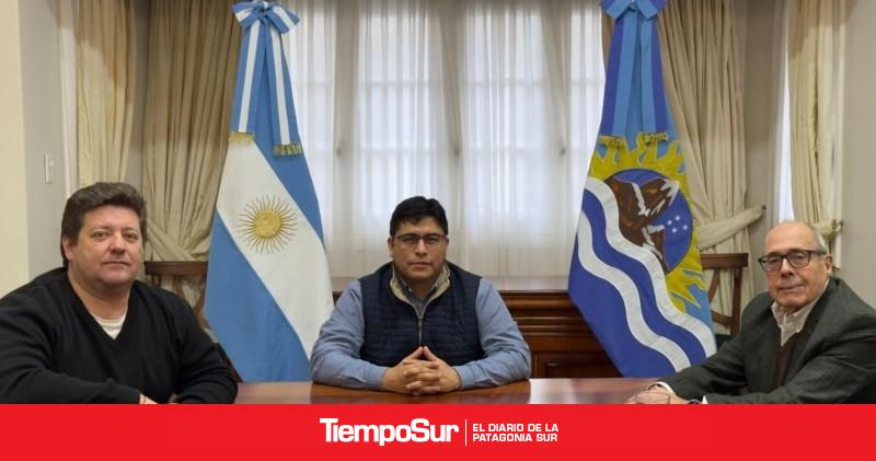 Claudio Vidal y Pedro Luxen recibieron al procurador Eduardo Sosa