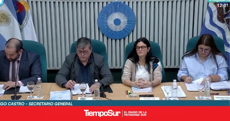 Presentación del informe de gestión del Gobierno provincial en Diputados