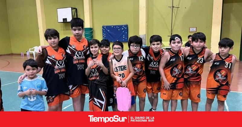 Se juega un encuentro Mini y U13 organizado por Los Tigres