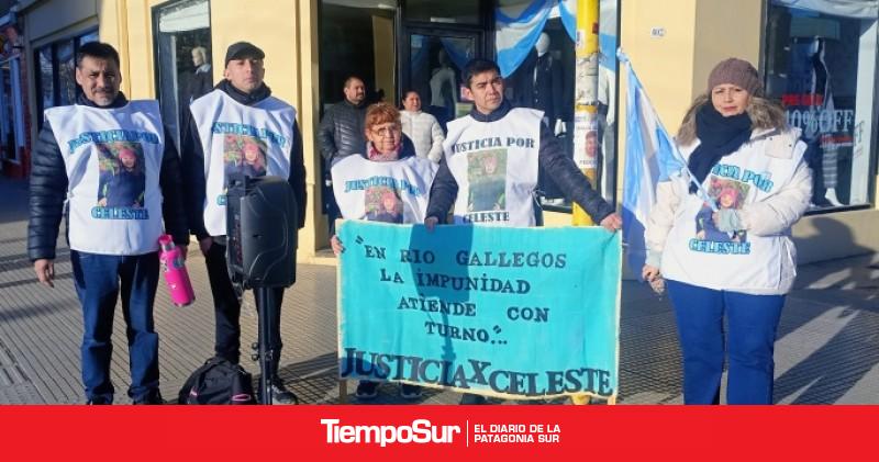 Familia de Celeste Maldonado reclamó justicia en el izamiento dominical