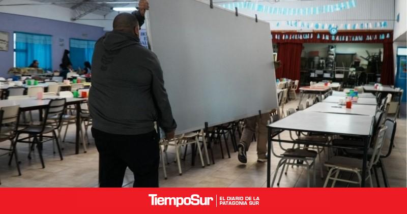 Chubut avanza con la distribución de equipamiento en escuelas de toda la provincia