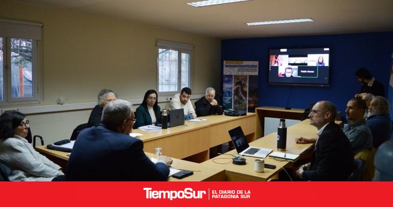 Autoridades del CONICET realizan visita al CIT Santa Cruz