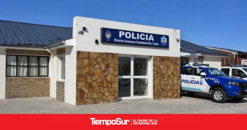 Policías encuentran a una agente sin vida en su casa