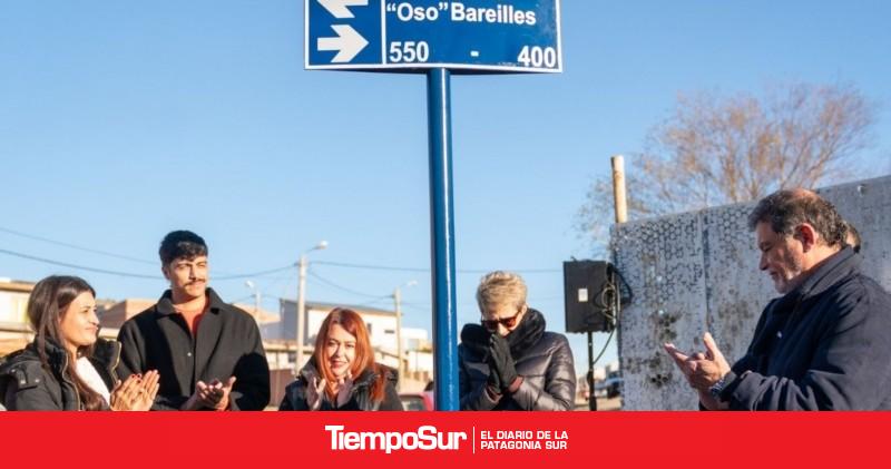La ciudad homenajeó a Carlos Omar Oso Bareilles en el día del Locutor