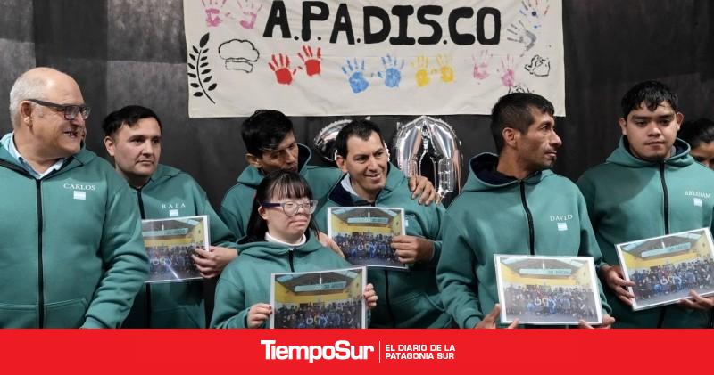 Autoridades de Educación destacaron la trayectoria de A.P.A.DIS.C.O.