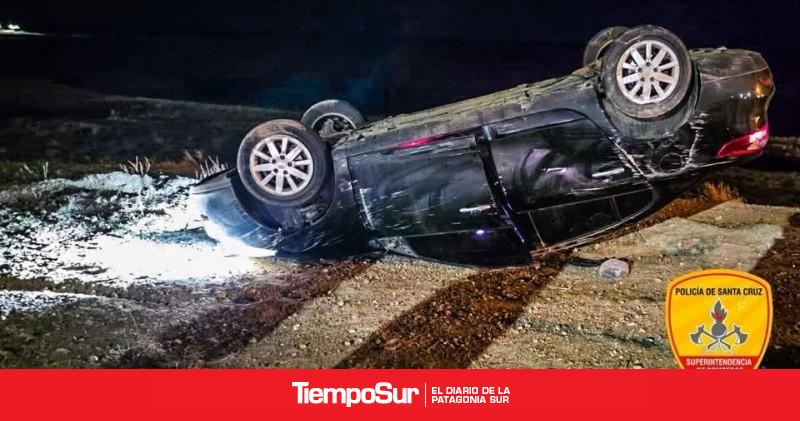 Perdió el control del rodado y terminó volcando