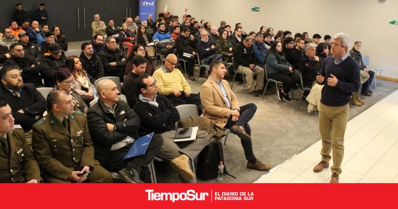 Más de 120 personas participaron en seminario sobre prevención y conducción segura