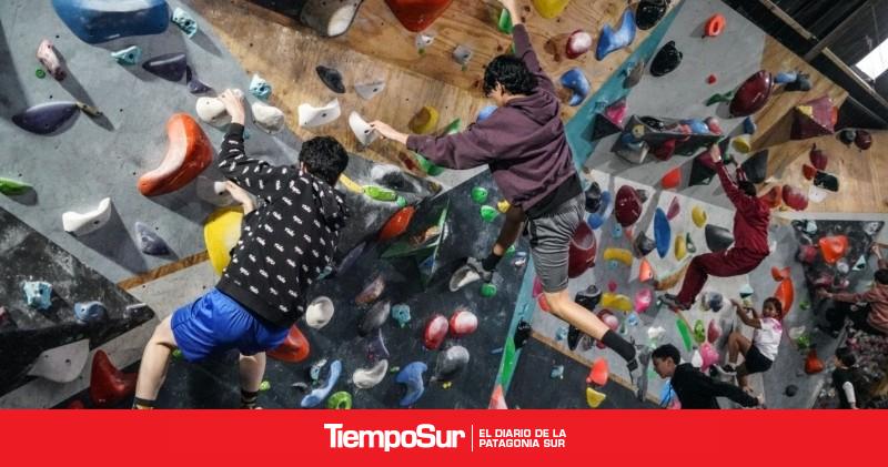 Taller municipal de escalada tuvo un exitoso cierre junto a las familias