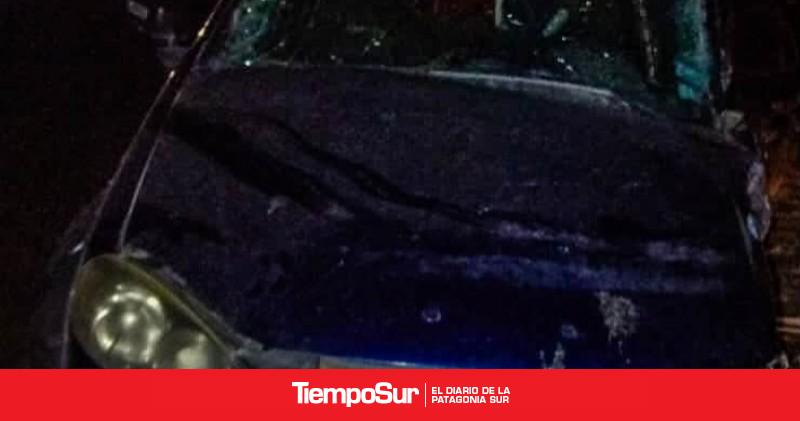Violento choque frontal: un conductor fue rescatado tras quedar atrapado