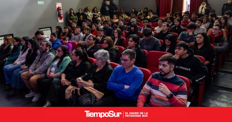 La Municipalidad reafirma su compromiso con la capacitación gratuita y la inclusión