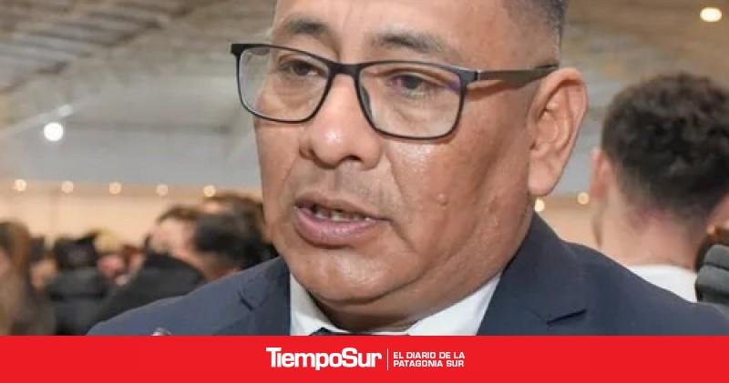 Prodromos defendió el aumento por decreto y pidió volver a trabajar