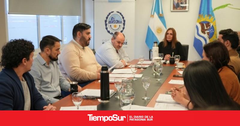 Gobierno avanza hacia la habilitación de la Zona Franca en Caleta