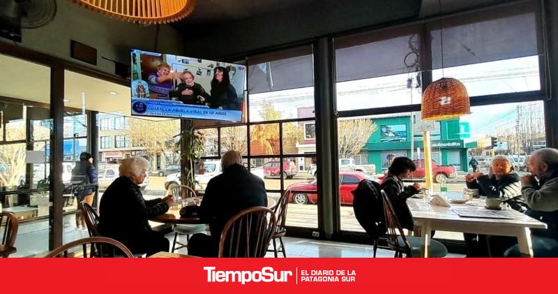 Río Gallegos vive la Semifinal con bares y cafeterías como punto de encuentro