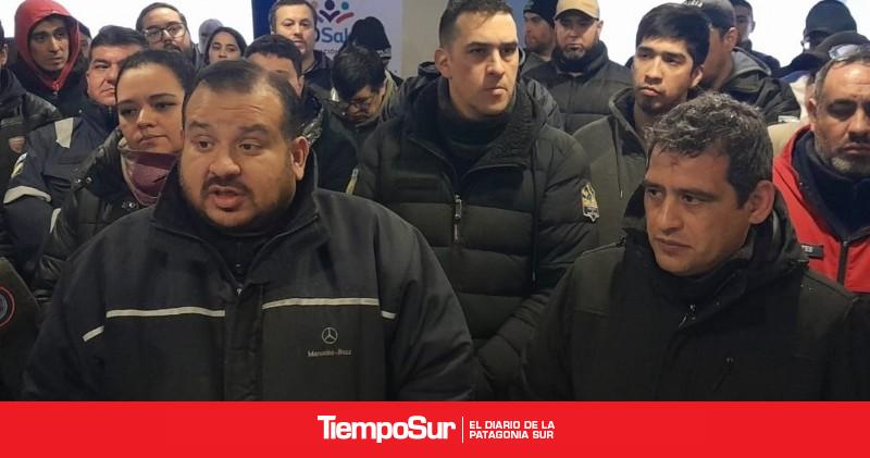 Policías autoconvocados de Río Gallegos continuarán con la medida de fuerza