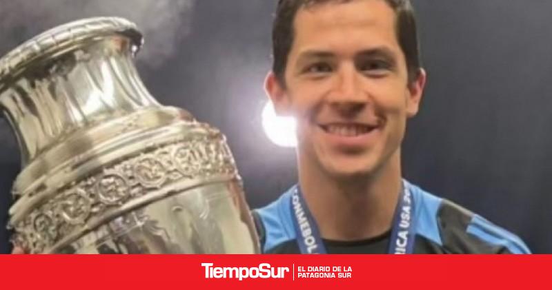 Emilio Pittavino posó en la foto oficial de la delegación de la selección