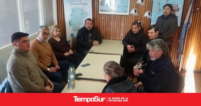 Policías autoconvocados expusieron sus reclamos ante concejales y diputados