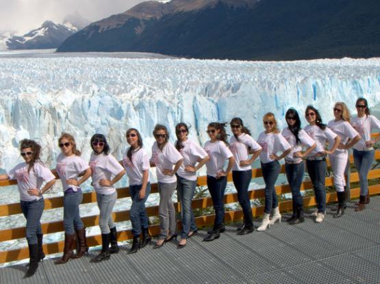 Tradicional visita de las candidatas al Glaciar Perito Moreno (2011) (DPM)