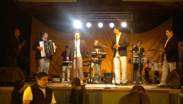 “Banda Extrema” sobre el escenario (foto web)