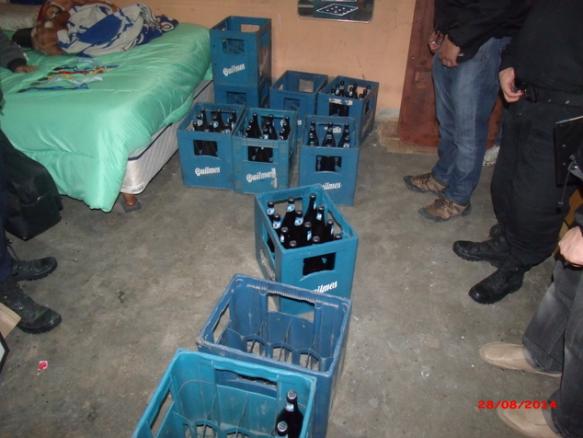 en el lugar se expendían bebidas alcohólicas de manera clandestina 