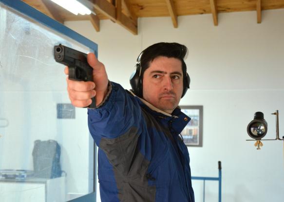 El ganador en Pistola 22 Avanzados también se llevó el oro en FAT 9mm.