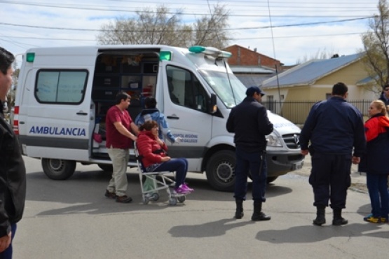 Una mujer debió ser hospitalizada tras accidente de tránsito