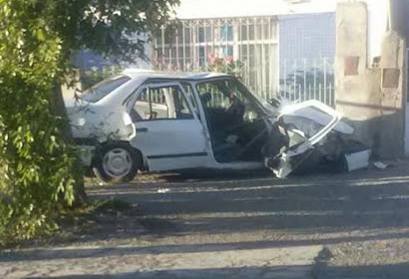 Bomberos trabajaron en el siniestro vial.