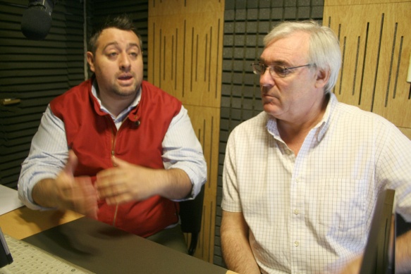 Joaquín Olivares y Miguel O’Byrne anticipan detalles de la Fiesta del Cordero. (Foto C.G.) 