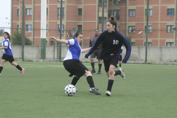 El elenco riogalleguense debutó goleando a Miramar.