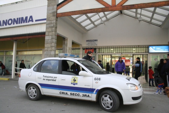 El bombero fue trasladado a la Seccional Tercera.