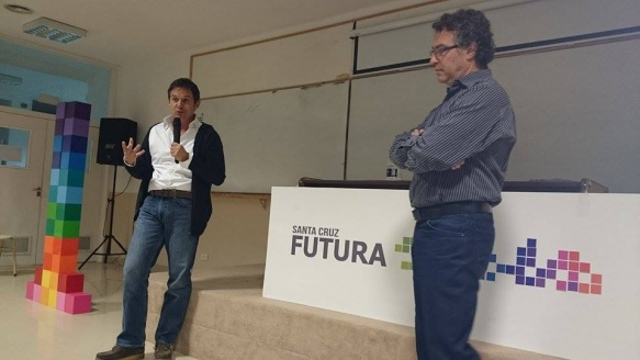 Eduardo Costa y Jorge Melguizo en la conferencia realizada en la UNPA.