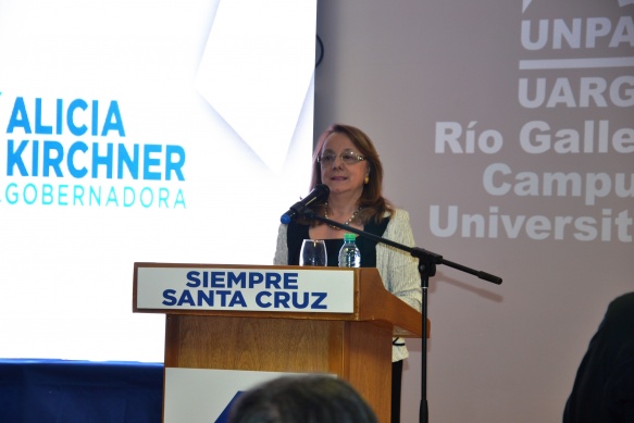 Alicia Kirchner, candidata a la gobernación, presentó los “ejes para una nueva Santa Cruz”. (Foto C.R.)