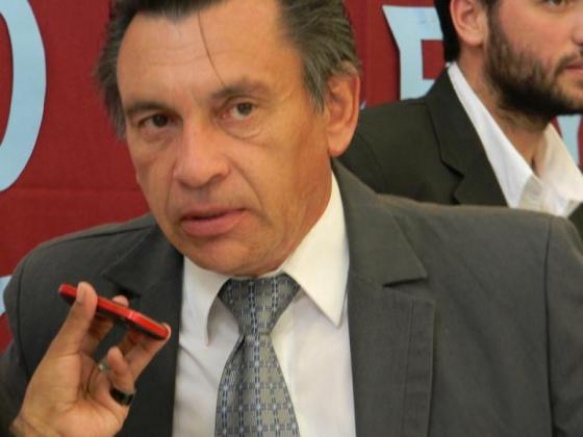 Hugo Garay, intendente de 28 de Noviembre. 
