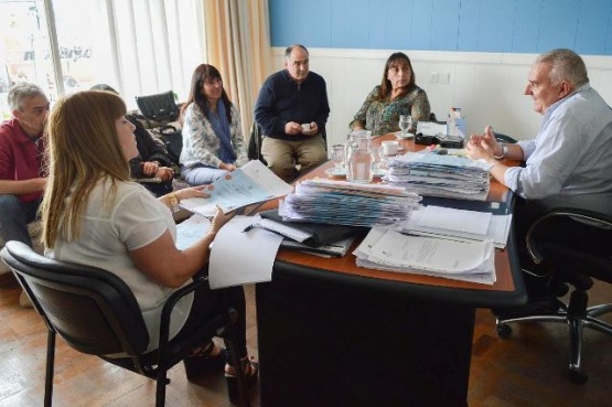 Borselli recibió a integrantes del CES de El Calafate