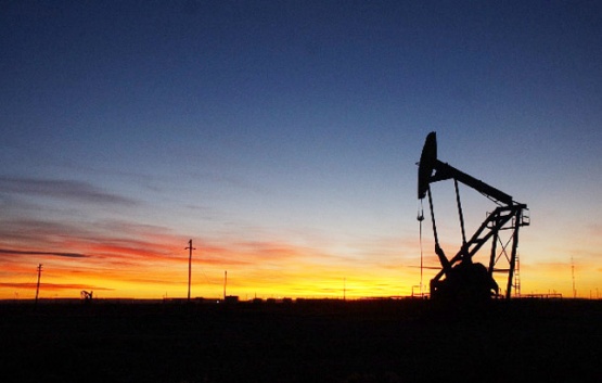 Descubrimiento de un nuevo yacimiento de petróleo en la provincia