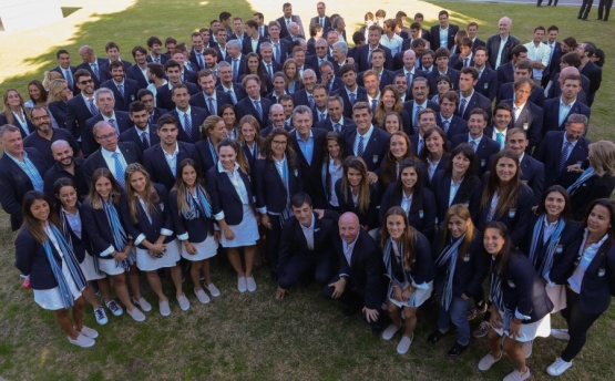 Macri con los atletas argentinos