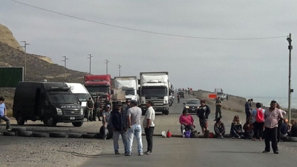 Esta mañana, cerca de las 08:30 volvieron a apostarse sobre Ruta Nacional N° 3