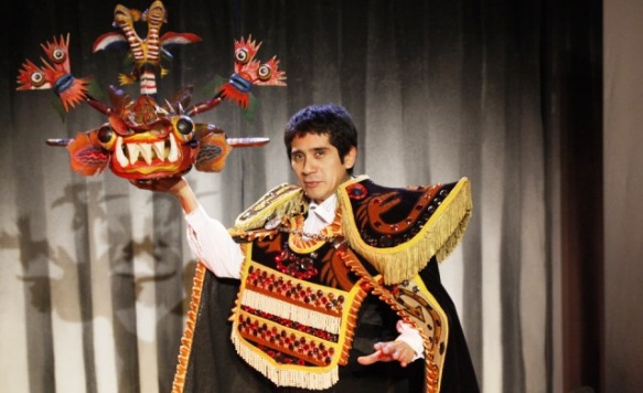 Osqui Guzmán será nombrado como padrino del acontecimiento teatral. 