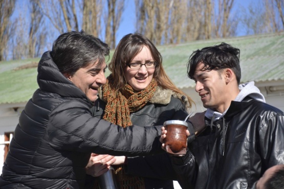 Vázquez recorrió el interior de la Provincia. 